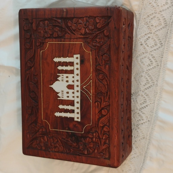 Vintage Archana Wood Jewelry Trinket Box Carved Designs Inlay Taj Mahal on Lid - Picture 4 of 11